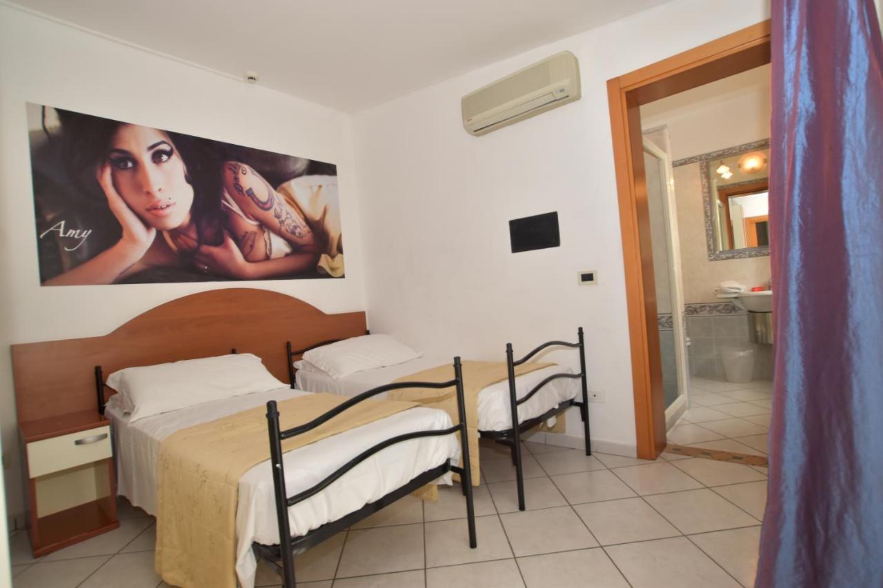 Hotel Villa Del Parco Rimini Dış mekan fotoğraf
