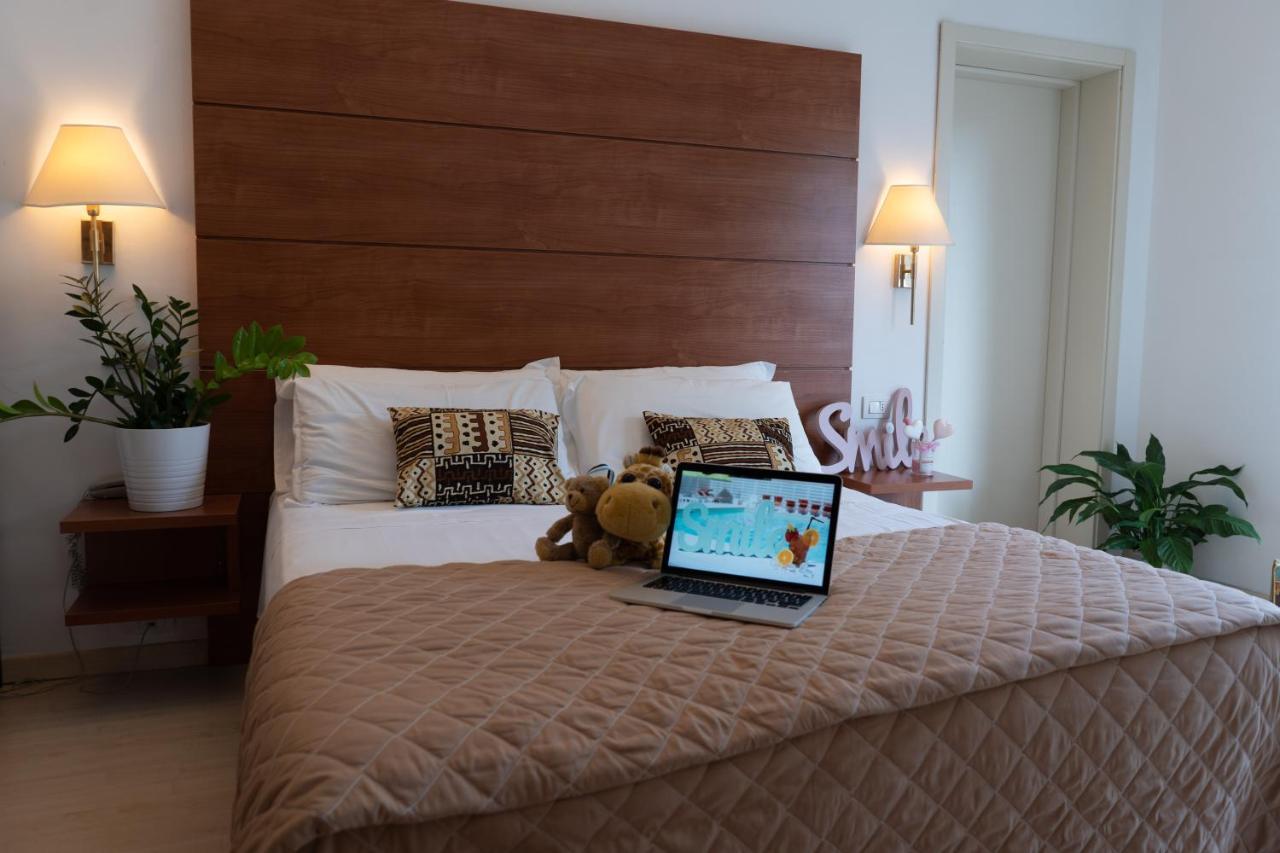 Hotel Villa Del Parco Rimini Dış mekan fotoğraf
