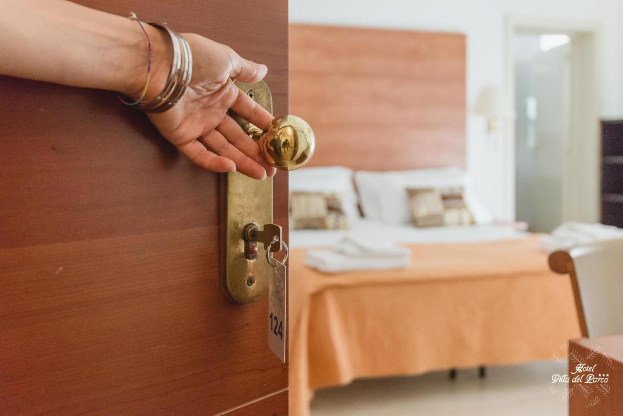 Hotel Villa Del Parco Rimini Dış mekan fotoğraf