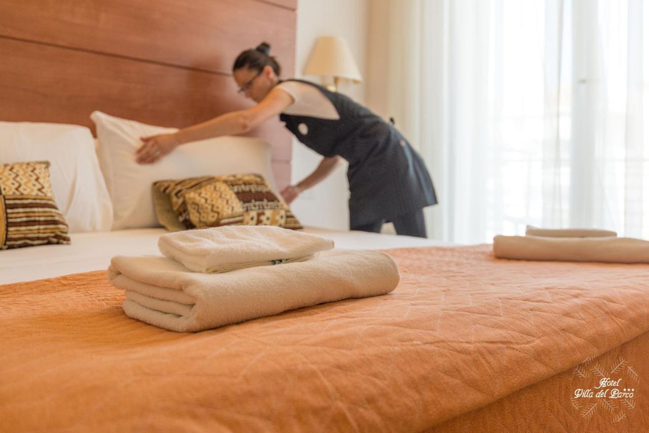 Hotel Villa Del Parco Rimini Dış mekan fotoğraf